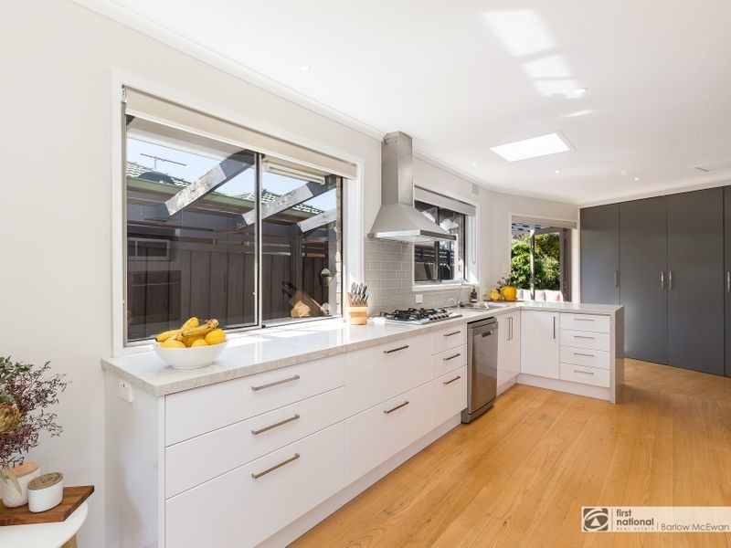 128 Grieve Parade, Altona VIC 3018