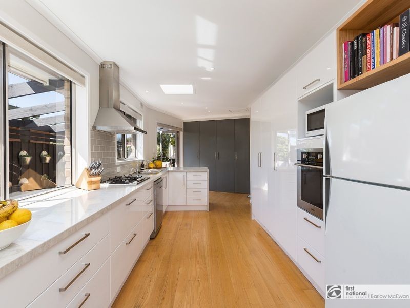 128 Grieve Parade, Altona VIC 3018