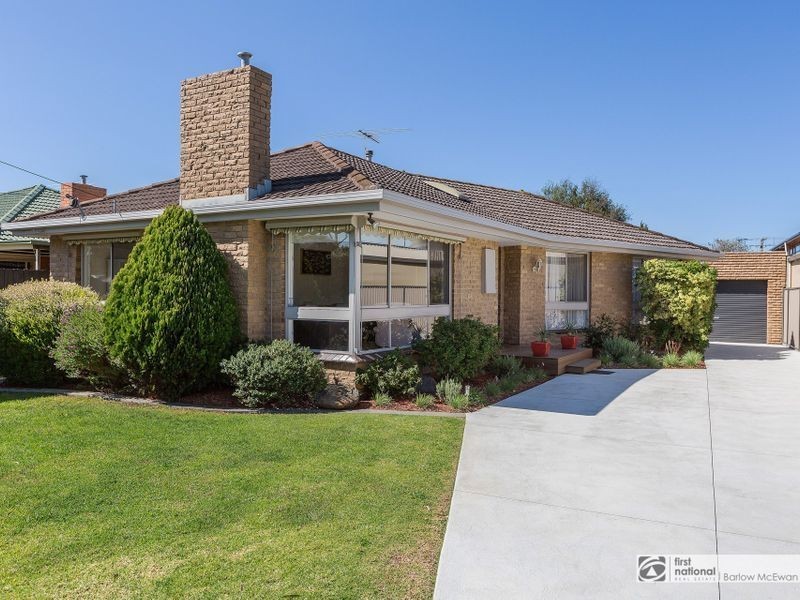 128 Grieve Parade, Altona VIC 3018