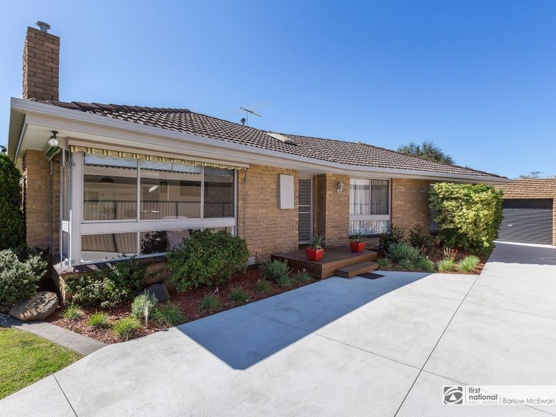 128 Grieve Parade, Altona VIC 3018
