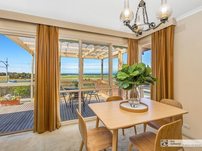 86 Simmons Drive, Seaholme VIC 3018