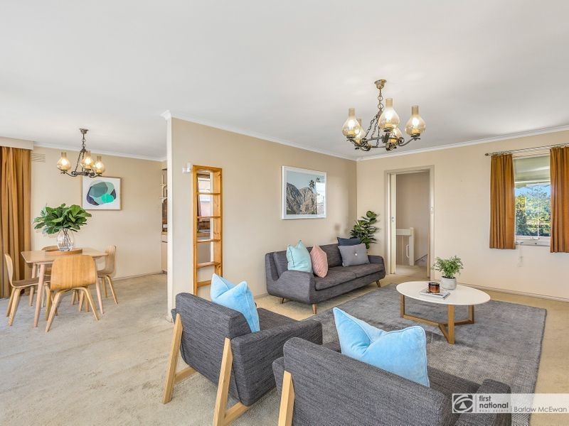 86 Simmons Drive, Seaholme VIC 3018