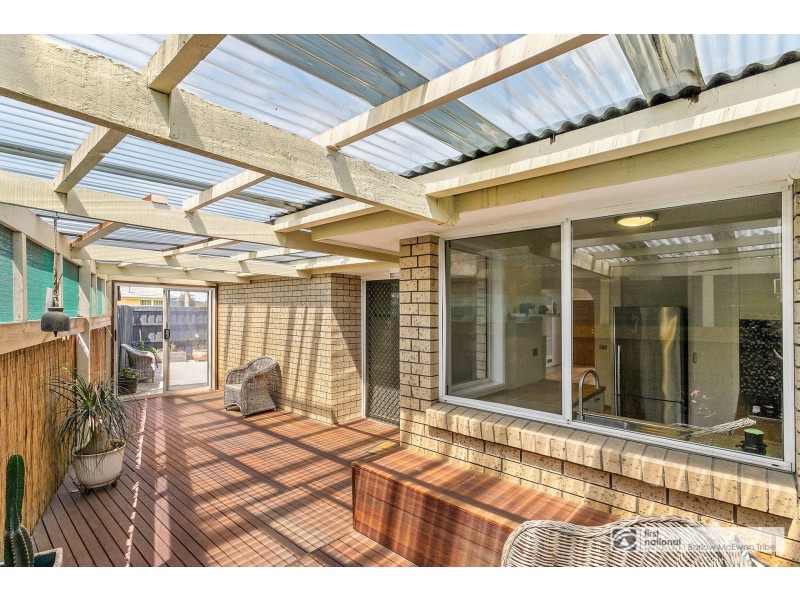 1/1 Hammond Street, Altona VIC 3018