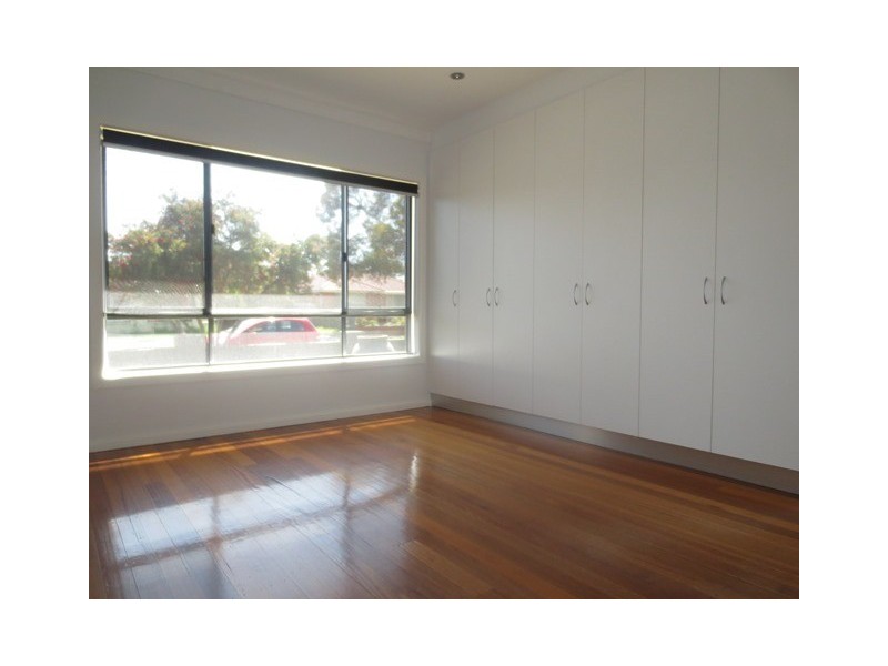 11 Finley Road, Altona VIC 3018