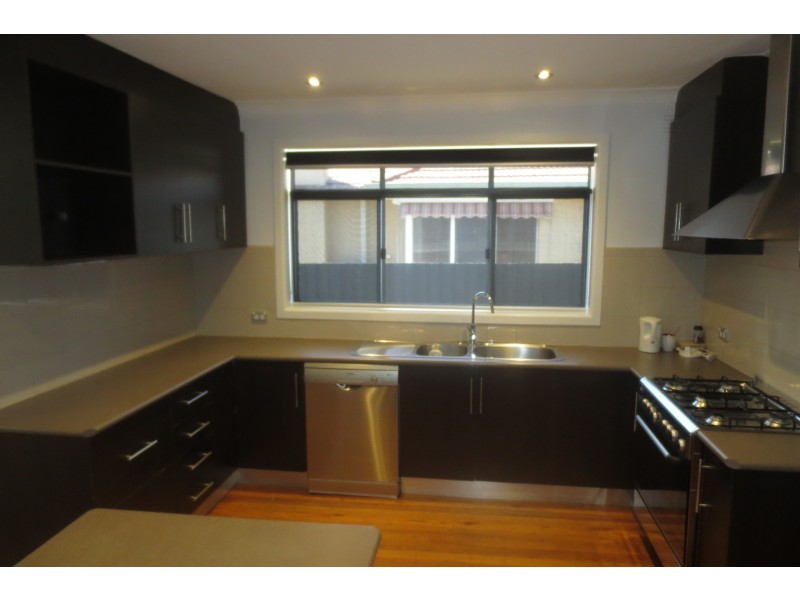 11 Finley Road, Altona VIC 3018