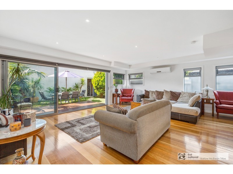 2/27-29 Millers Road, Altona VIC 3018