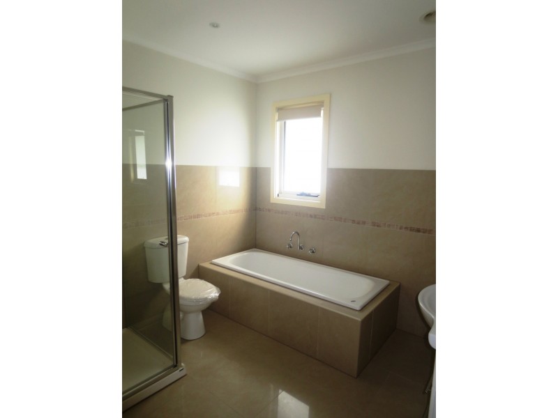 106 Blackshaws Road, South Kingsville VIC 3015