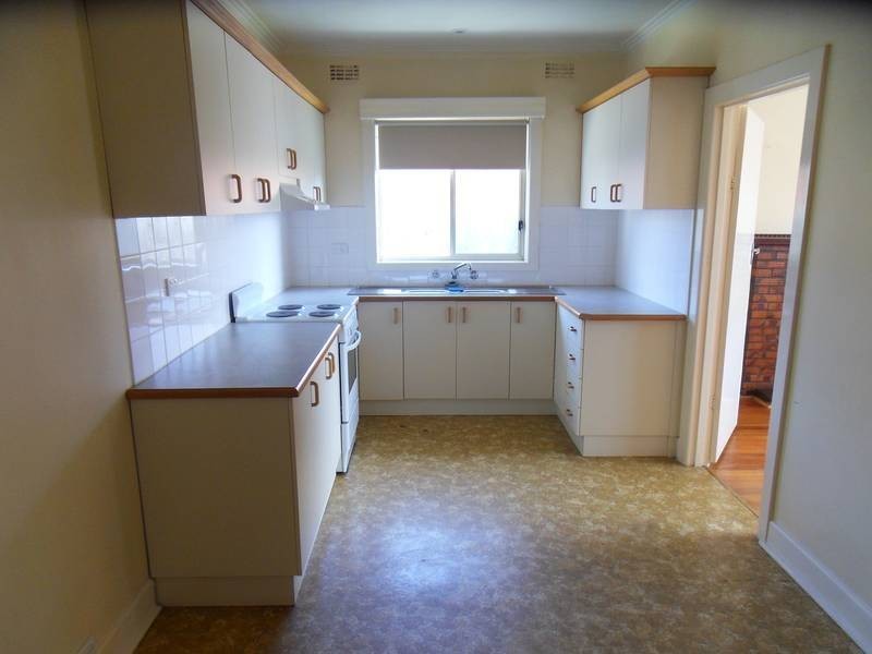 18 Clyde Street, Newport VIC 3015