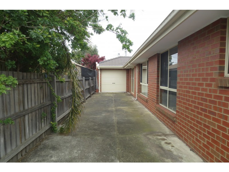8 Sutherland Court, Altona Meadows VIC 3028