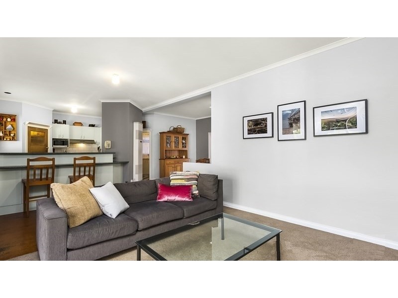 9 Wattle Grove, Seaholme VIC 3018