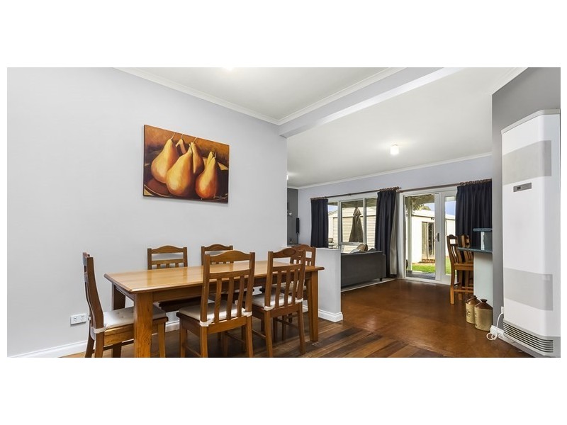 9 Wattle Grove, Seaholme VIC 3018