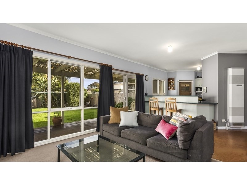 9 Wattle Grove, Seaholme VIC 3018