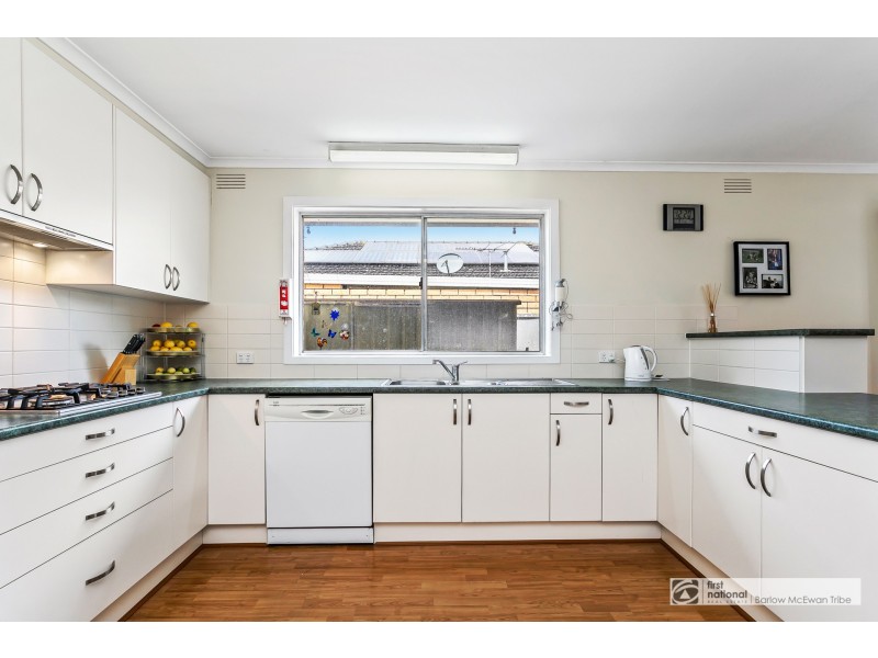 10 Shirley Street, Altona Meadows VIC 3028