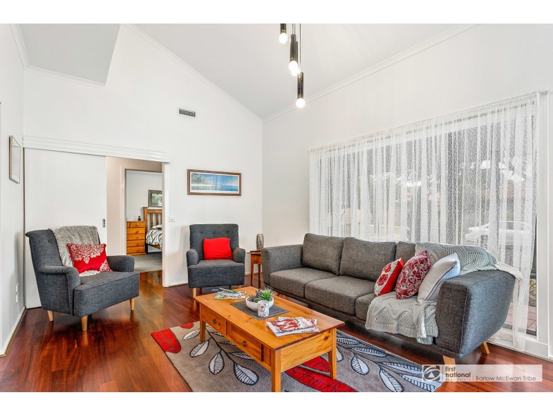 2 Canonbury Circle, Seabrook VIC 3028
