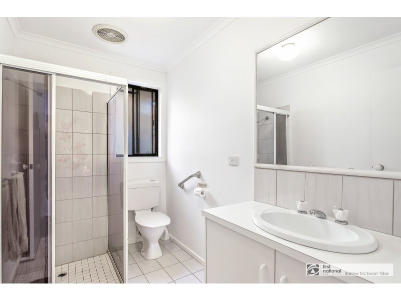 2 Canonbury Circle, Seabrook VIC 3028