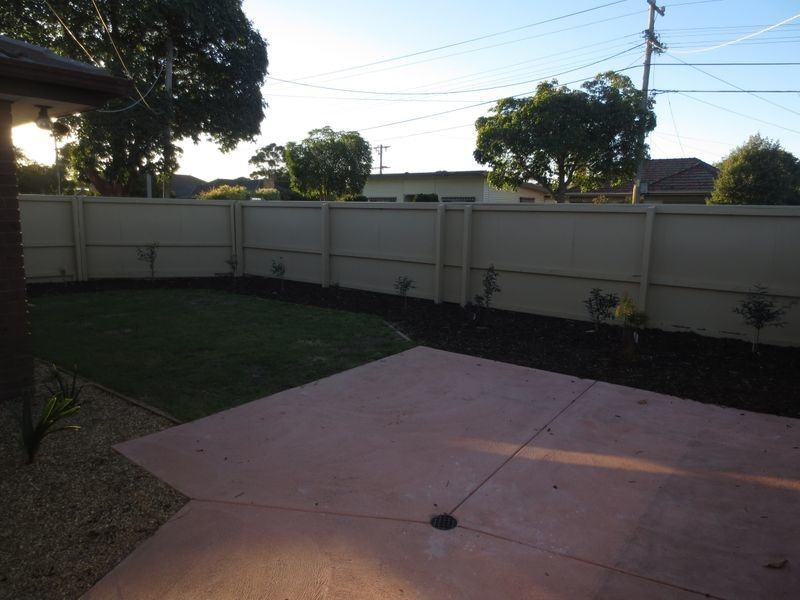 1/80 Civic Parade, Altona VIC 3018