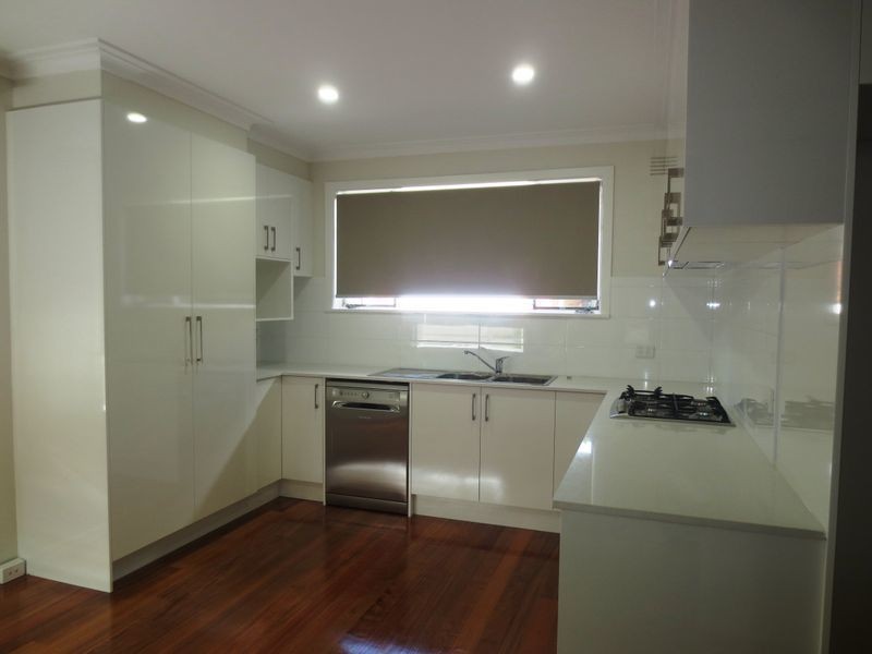 43 Chifley Avenue, Altona VIC 3018