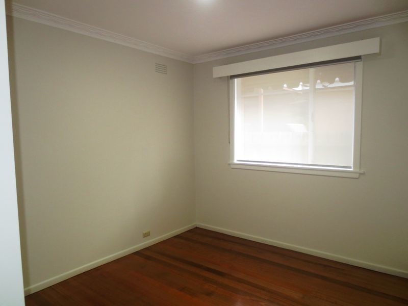 43 Chifley Avenue, Altona VIC 3018