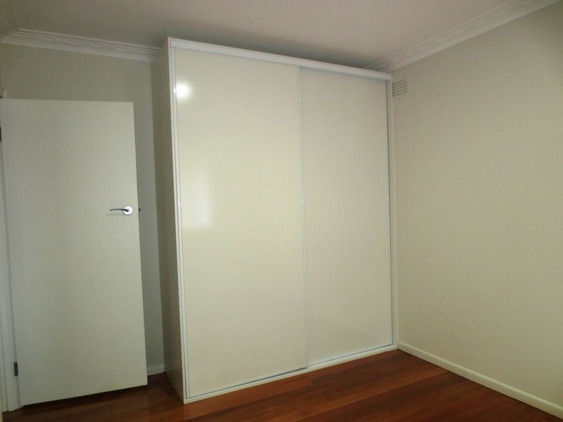 43 Chifley Avenue, Altona VIC 3018