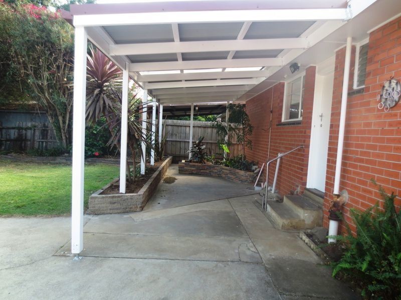 43 Chifley Avenue, Altona VIC 3018