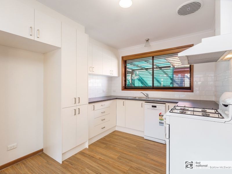 2/31 Linnet Street, Altona VIC 3018