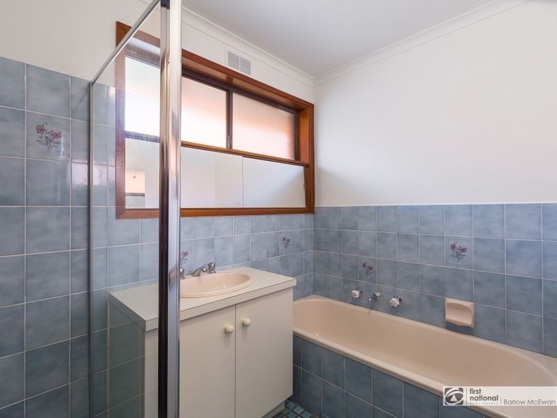 2/31 Linnet Street, Altona VIC 3018