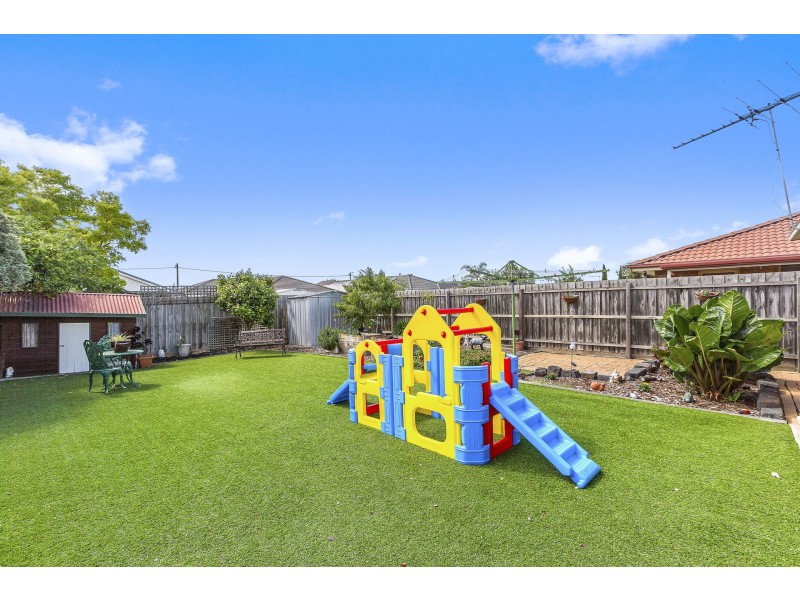 1 Kitson Court, Altona Meadows VIC 3028