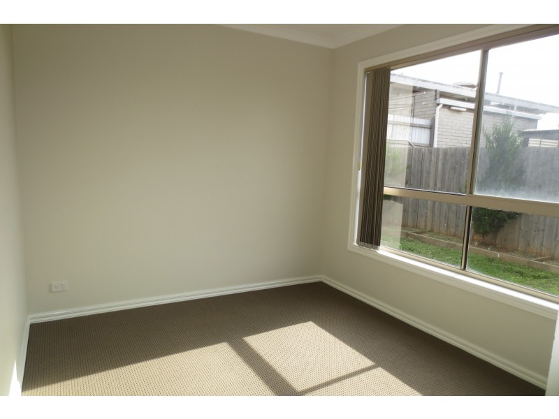 8 Lunn Court, Altona Meadows VIC 3028
