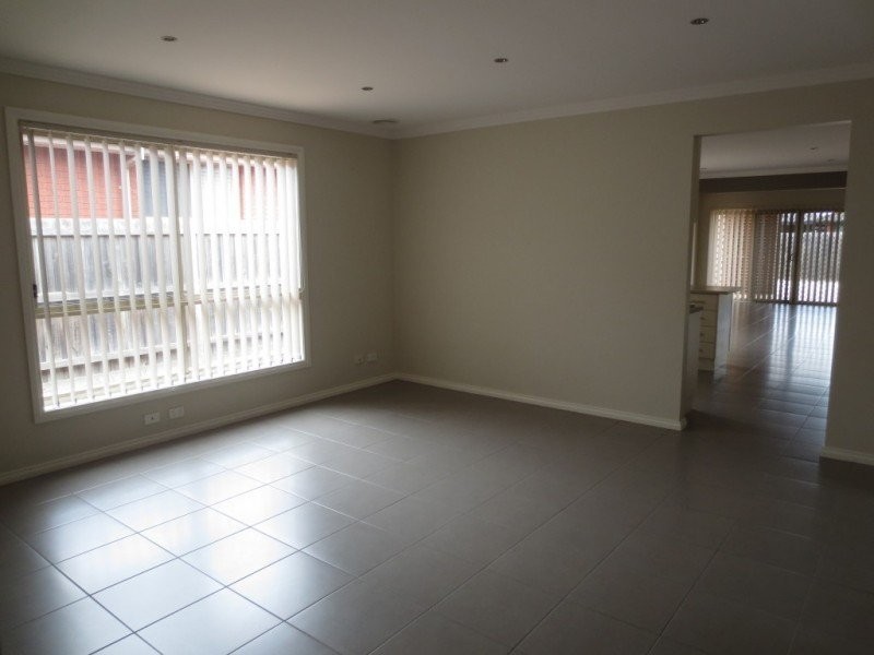 40 Myers Parade, Altona Meadows VIC 3028