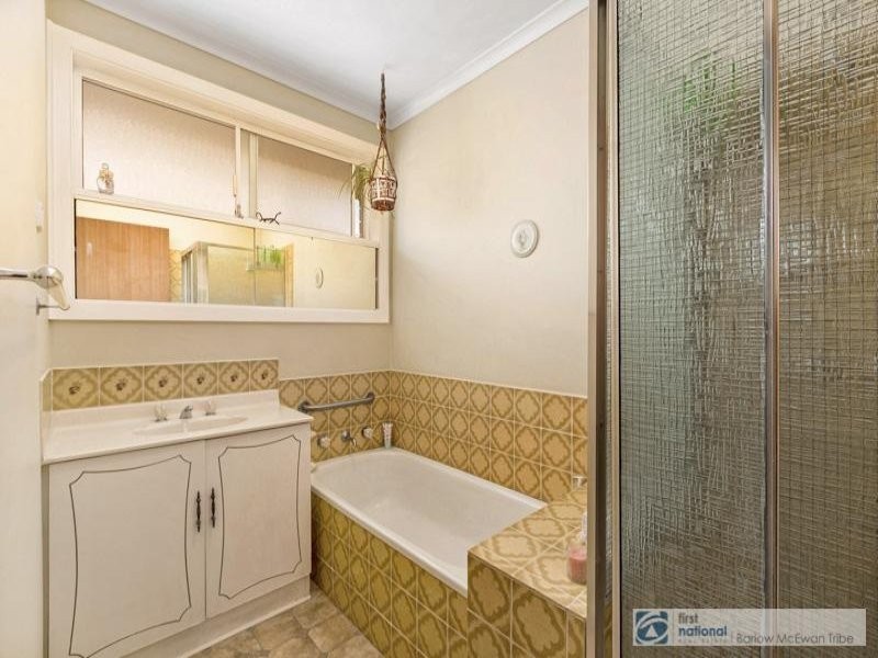 1/25 Rose Street, Altona VIC 3018