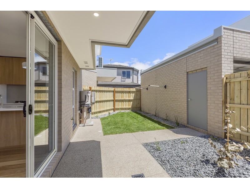 1/125 Blyth Street, Altona VIC 3018