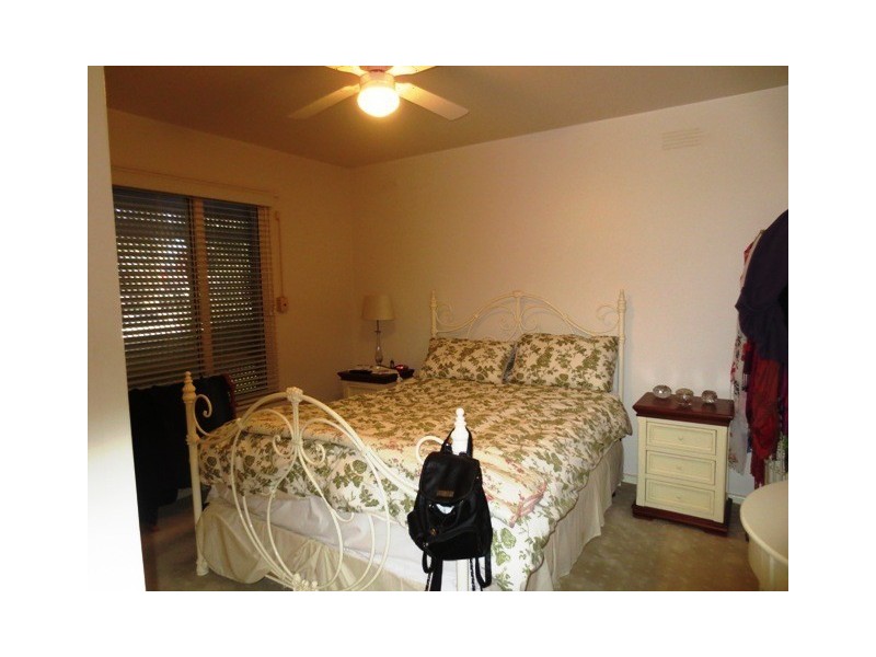 1/83 Railway Street, Altona VIC 3018