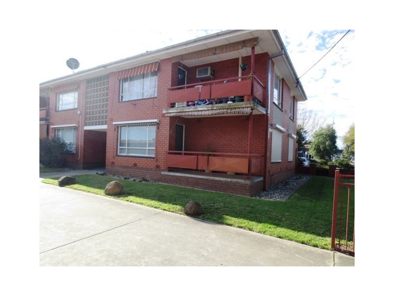 1/83 Railway Street, Altona VIC 3018