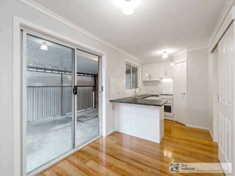 1/9 Dickenson Street, Altona Meadows VIC 3028