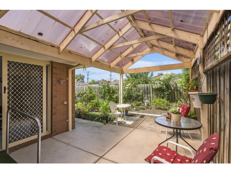 2/5 May Avenue, Altona Meadows VIC 3028