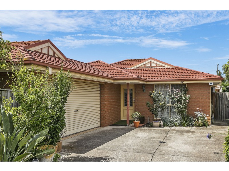 2/5 May Avenue, Altona Meadows VIC 3028