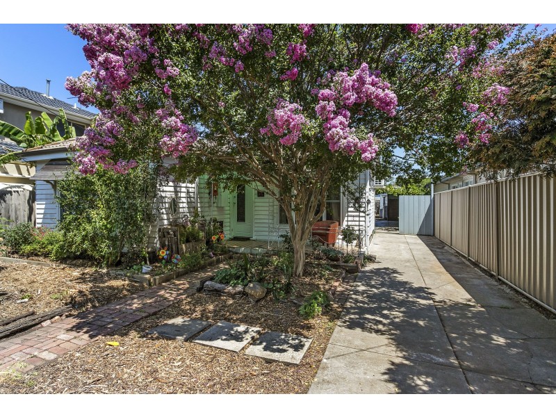 106 Railway Street South, Altona VIC 3018