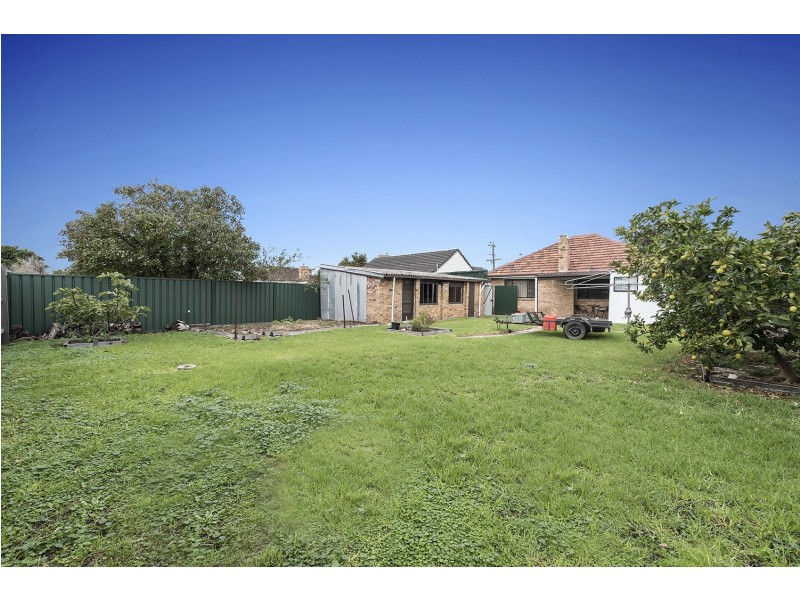 213 Civic Parade, Altona VIC 3018