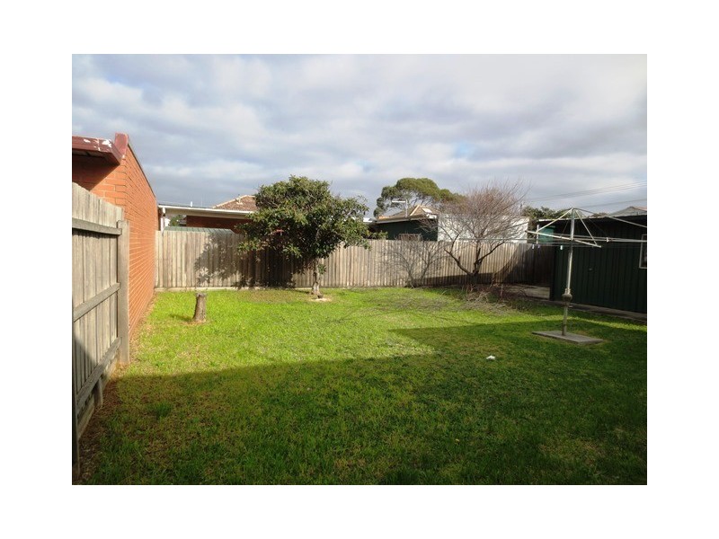 6 Lawrence Court, Altona North VIC 3025