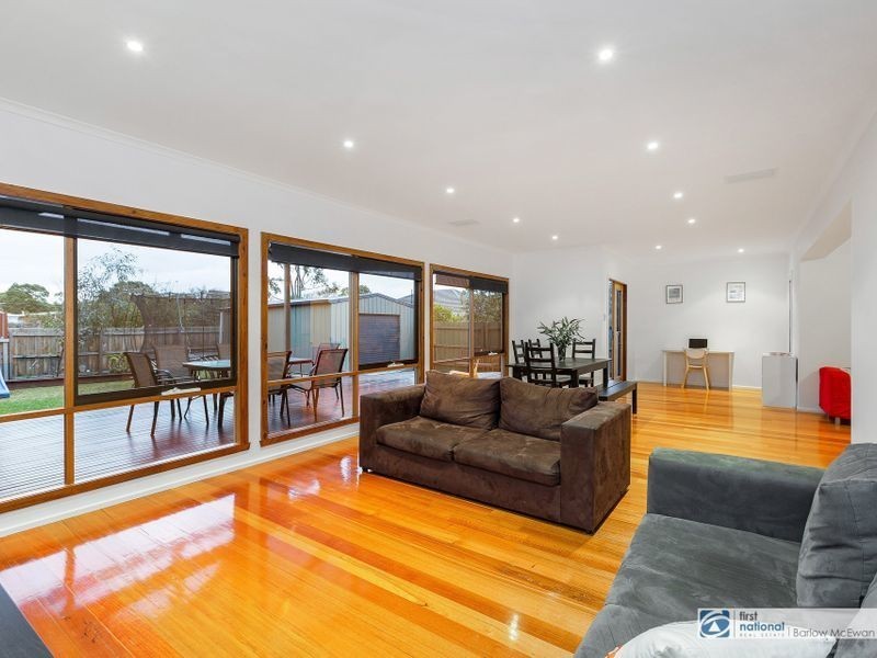 1 Cowra Street, Altona VIC 3018