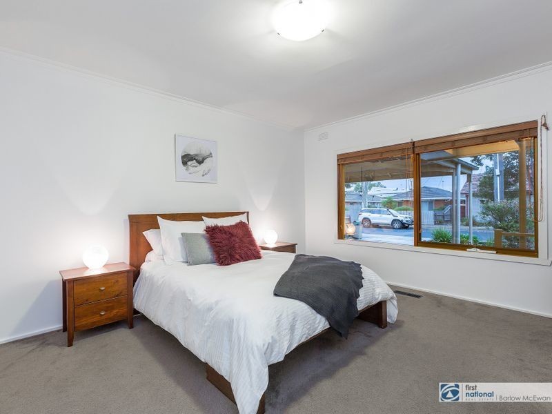 1 Cowra Street, Altona VIC 3018