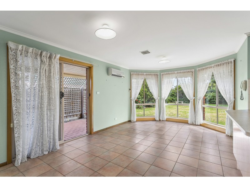 5 Pringle Place, Altona Meadows VIC 3028