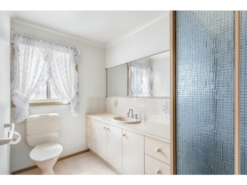 5 Pringle Place, Altona Meadows VIC 3028