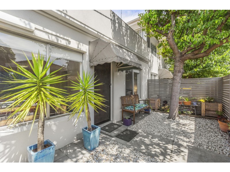 1/14 Jurga Court, Seaholme VIC 3018