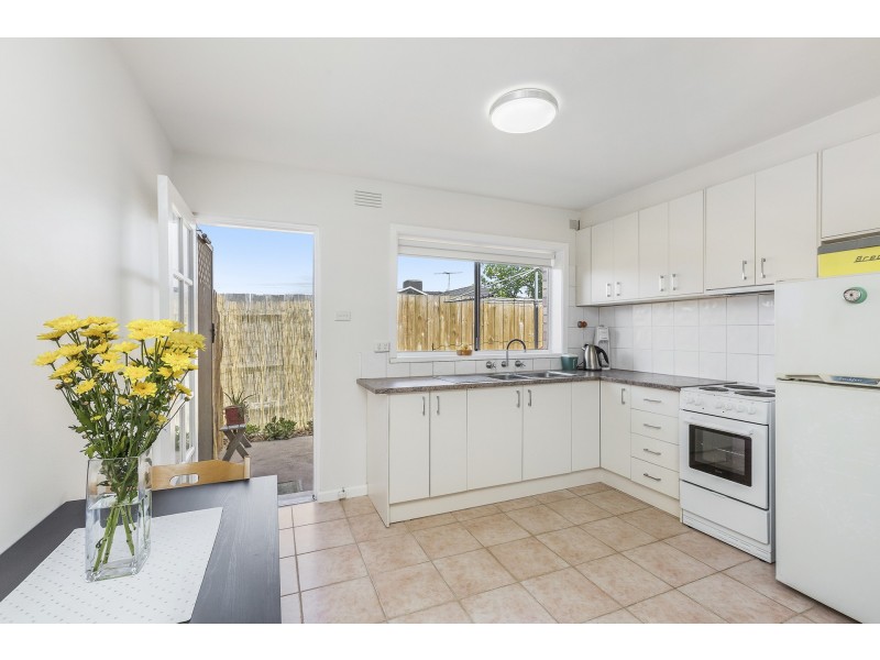 1/14 Jurga Court, Seaholme VIC 3018