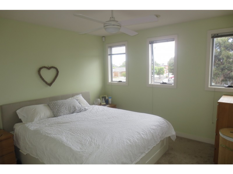 33 David Street, Altona VIC 3018