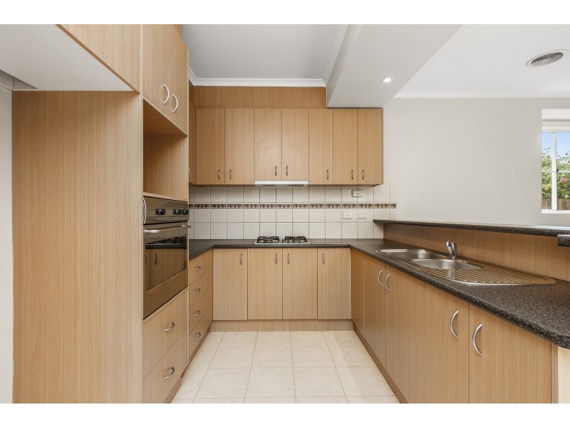 1/34 Bent Street, Altona VIC 3018