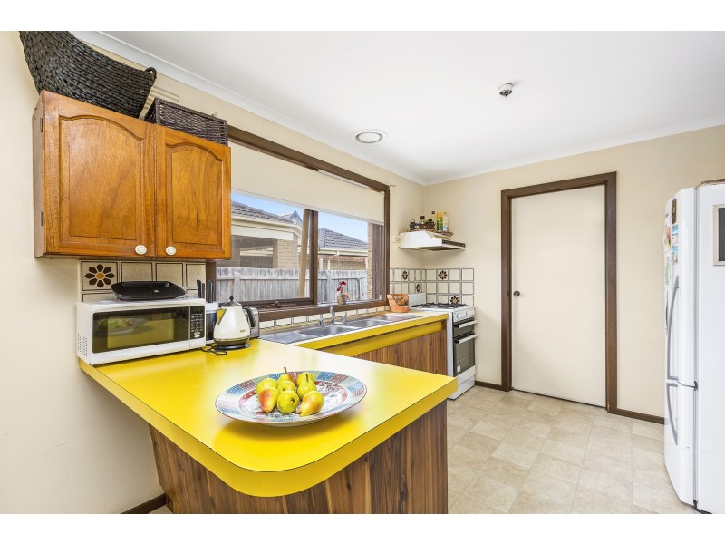 19 Langhorne Street, Altona Meadows VIC 3028