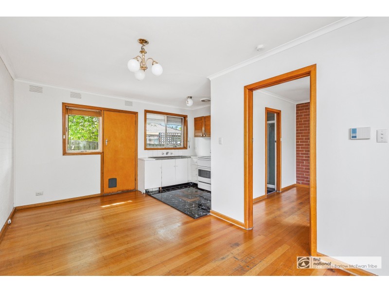 2/16 Bryan Avenue, Altona North VIC 3025