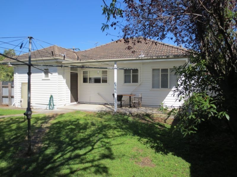 2 Karingal Street, Altona VIC 3018